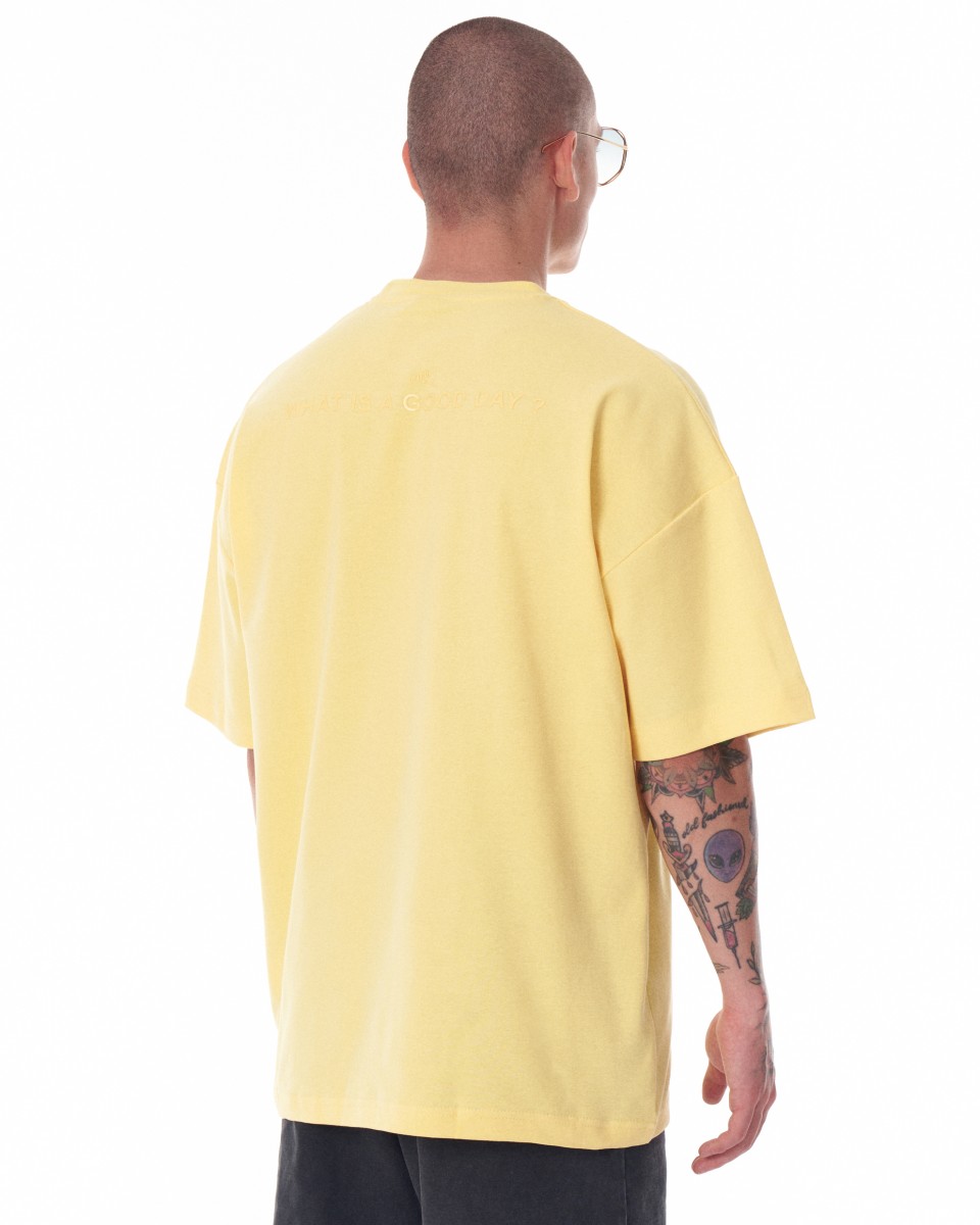 "Свобода" Мужская оверсайз футболка из плотной жёлтая ткани с принтом | Martin Valen