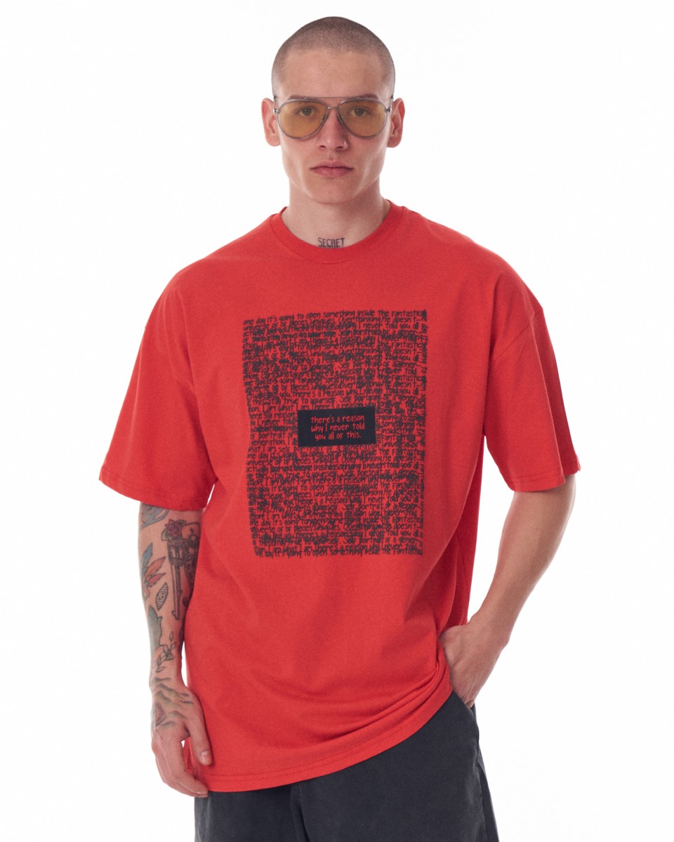 Мужская большая красная футболка с принтом спереди | Martin Valen