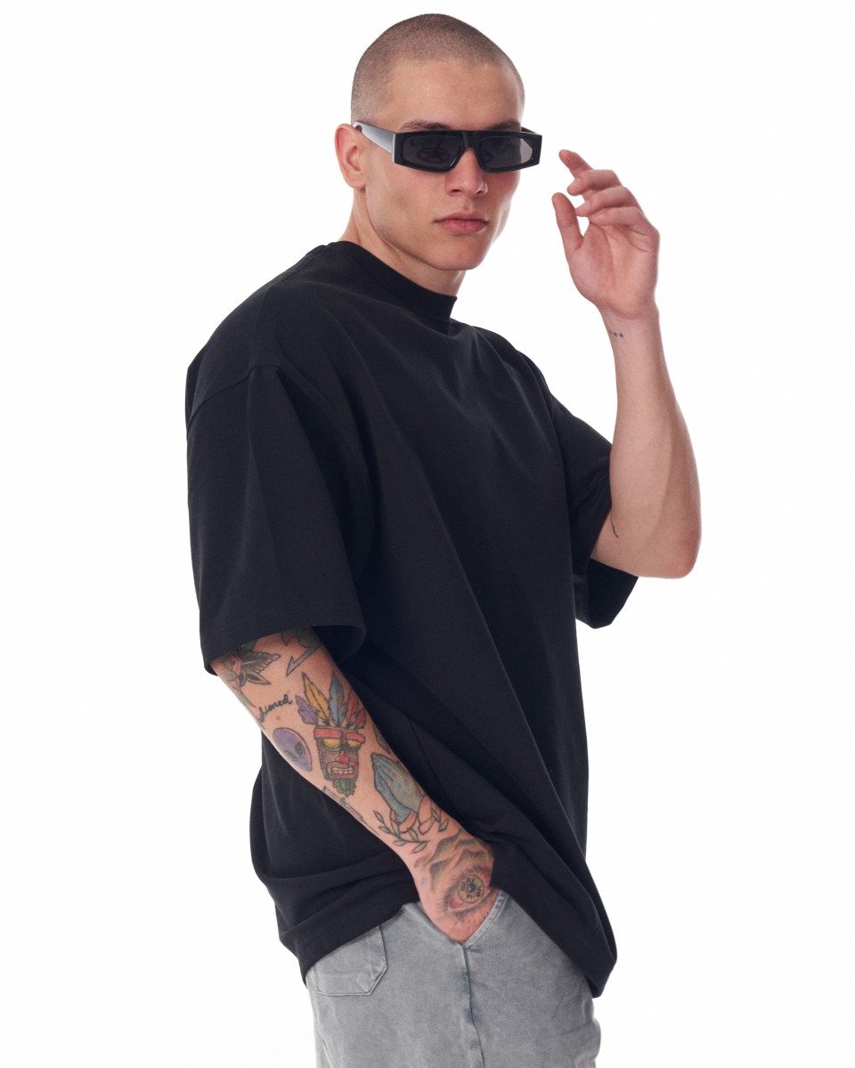 Camiseta pesada negra serigrafiada con espalda extragrande para hombre | Martin Valen