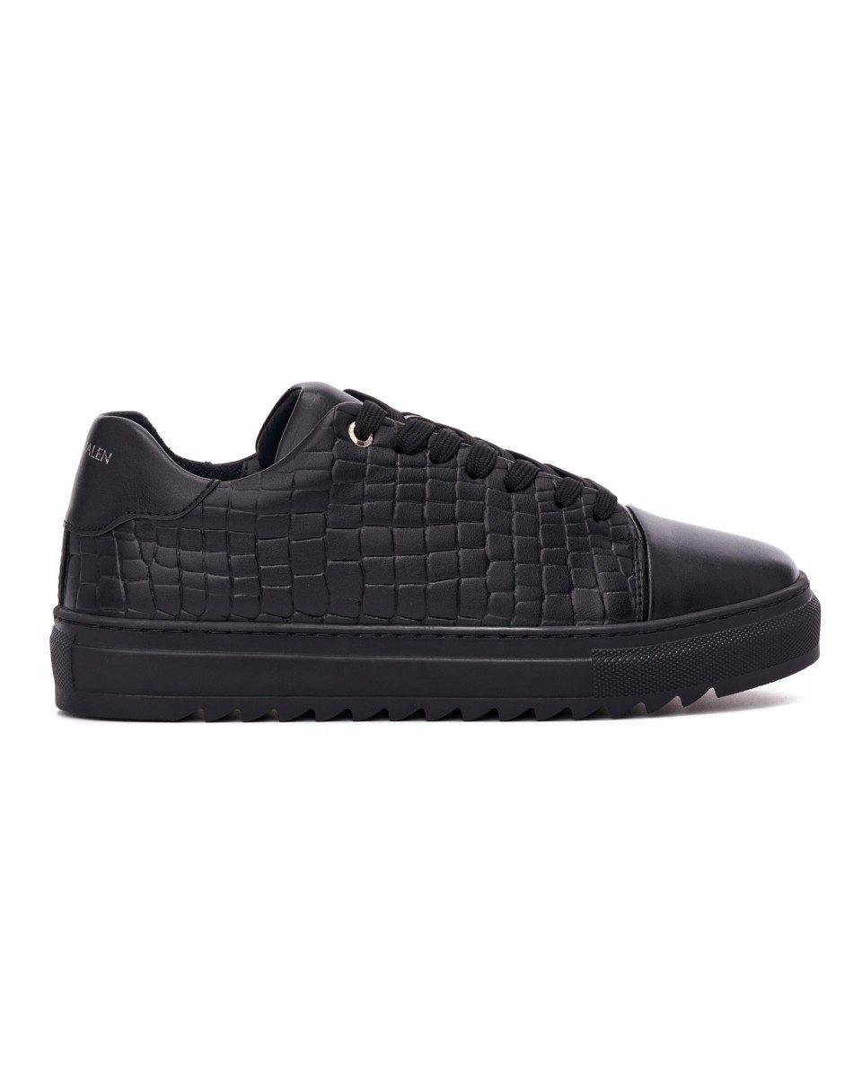 Dino Low Top Sneaker Shoes Black - Black