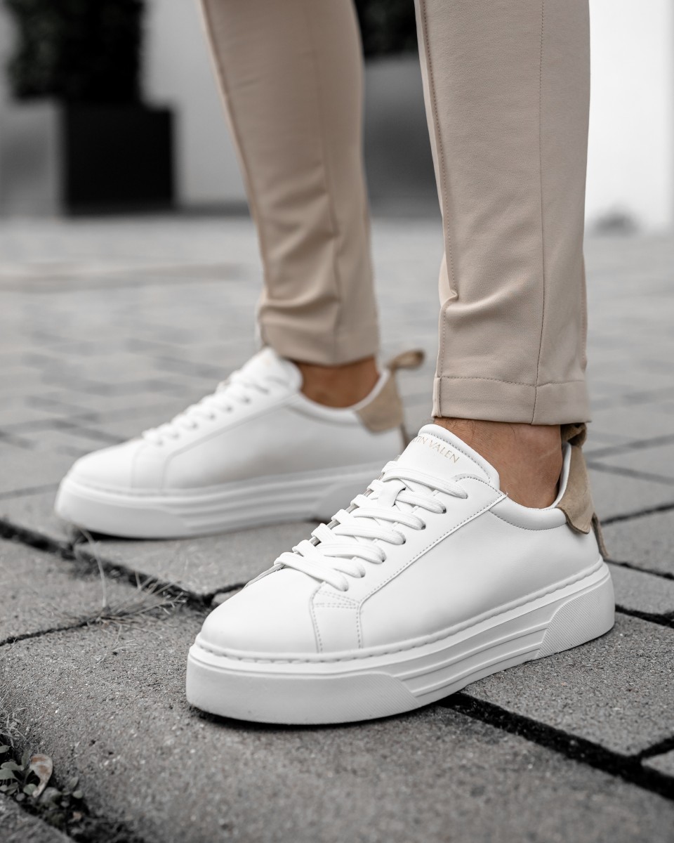 Sneakers Novos de Camurça Bobe Branco Bege com Cinto - Branco