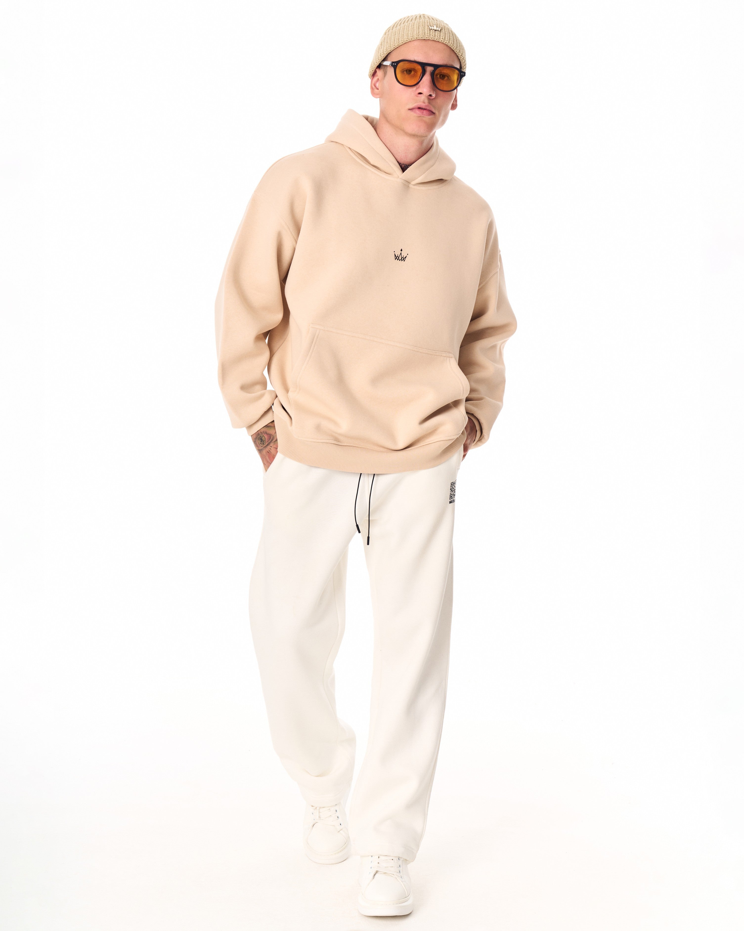 Men's comfortable joggers in white