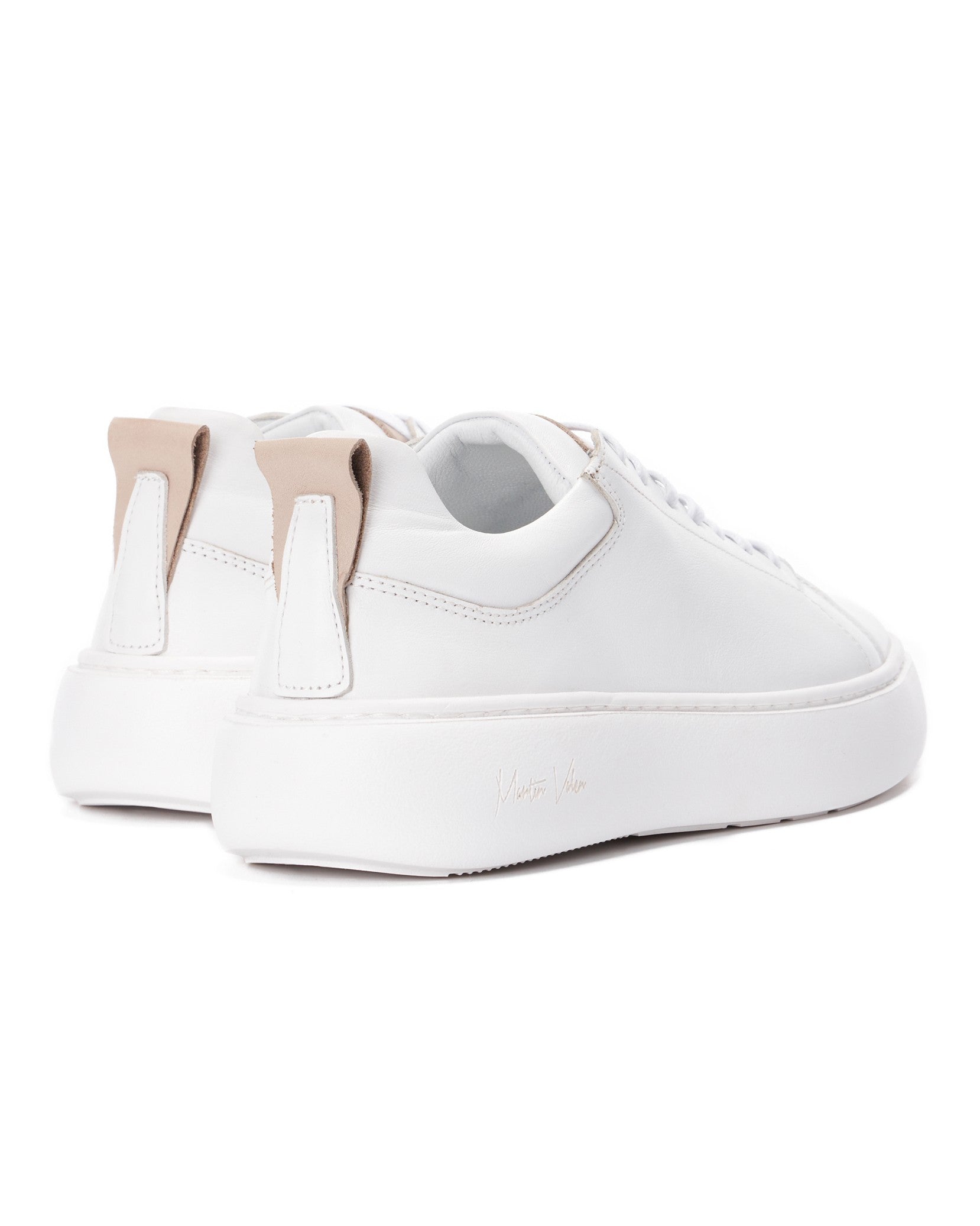 White leather sneakers with collar accessory