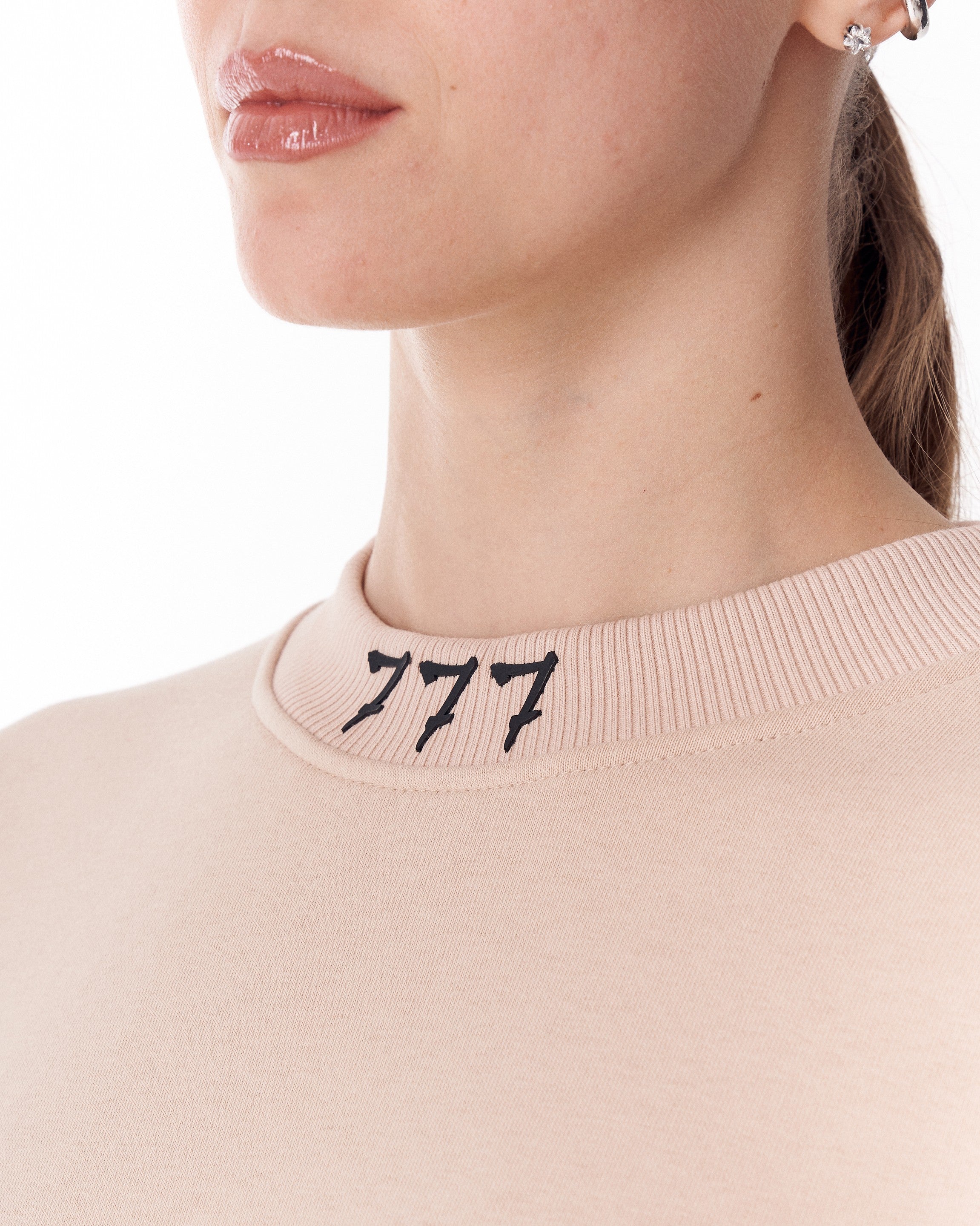 '777' Damen Oversized Designer-Sweatshirt in Beige | MV