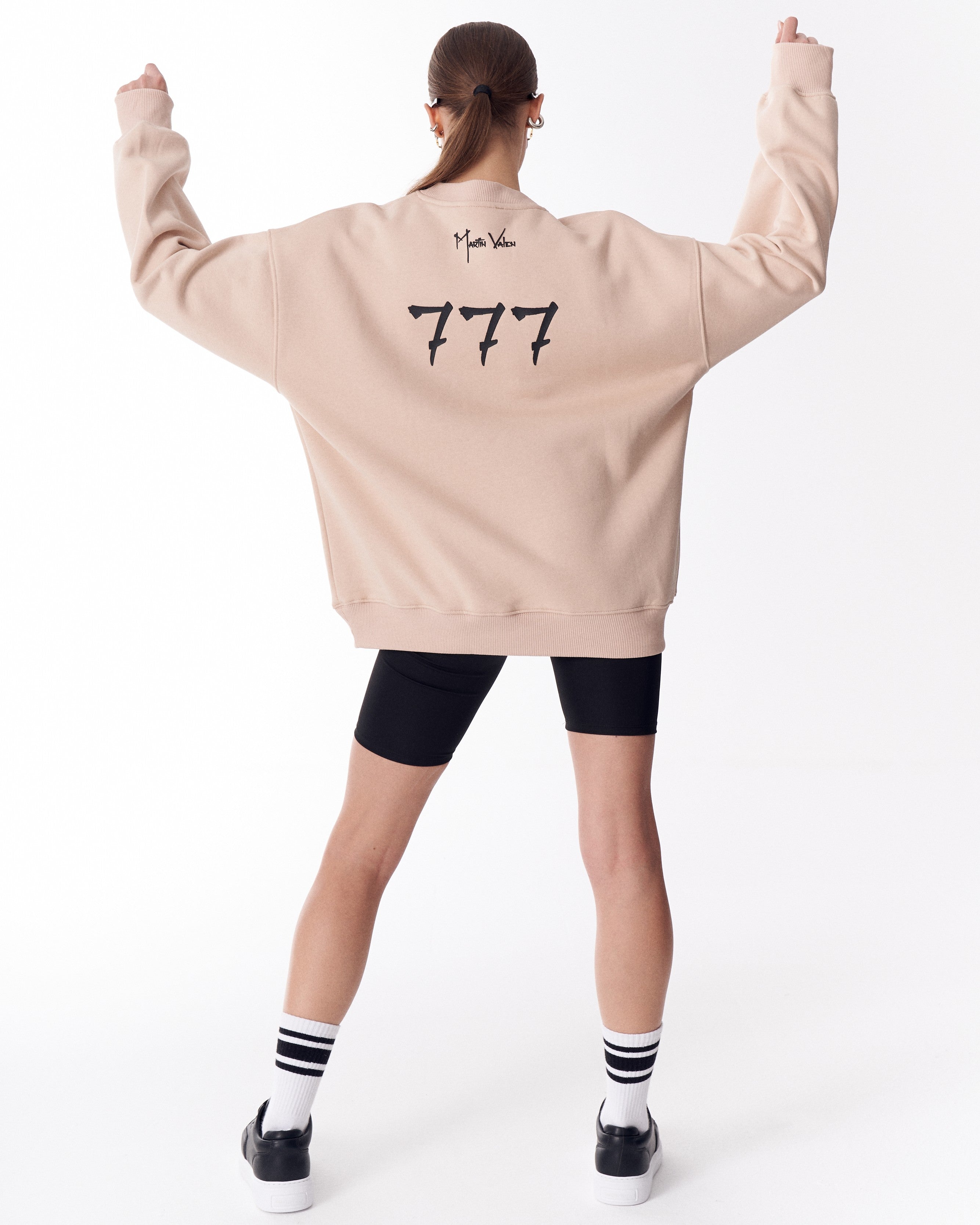 '777' Damen Oversized Designer-Sweatshirt in Beige | MV