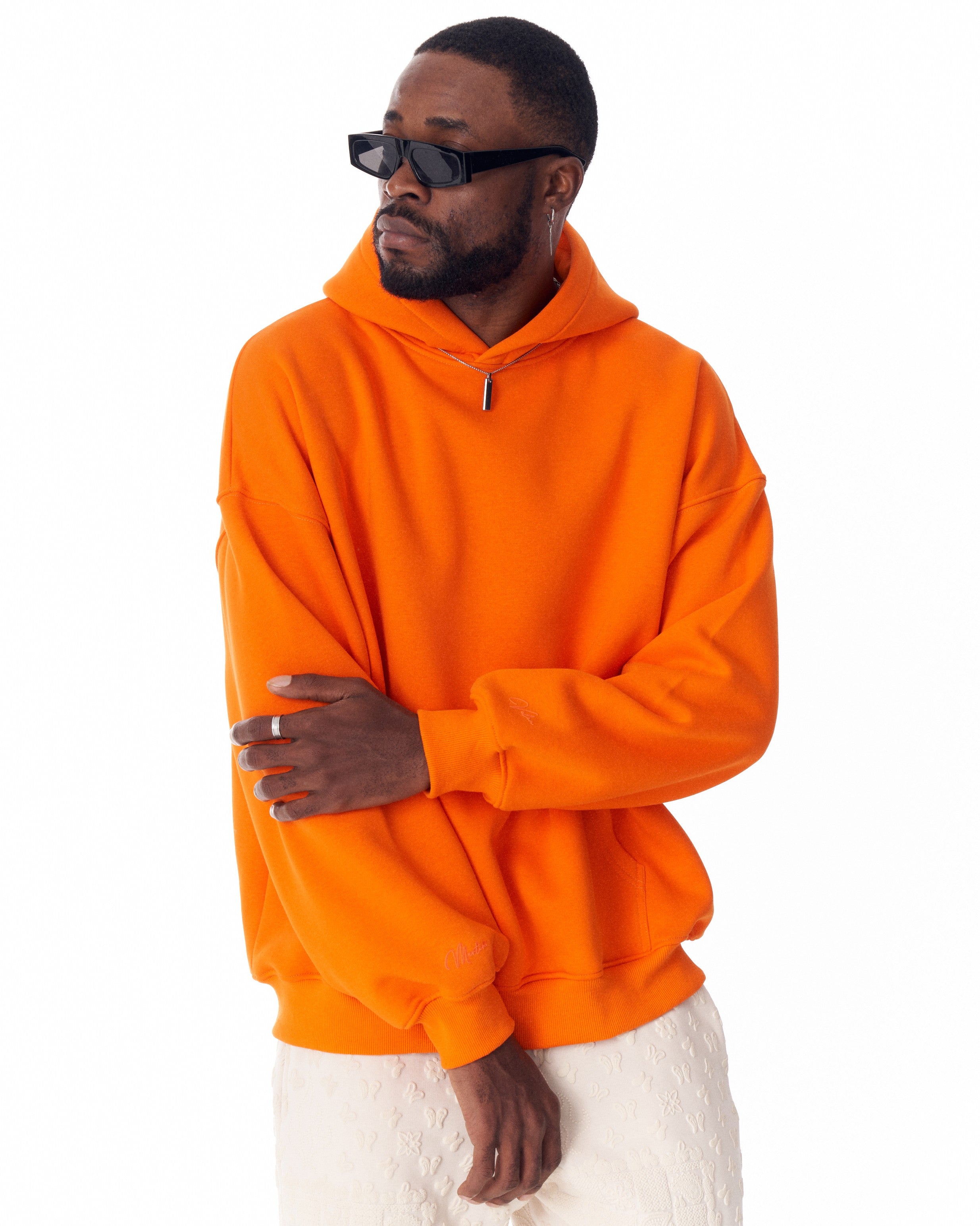 Hoodie Oversize Naranja Minimalista con Estampado en las Mangas