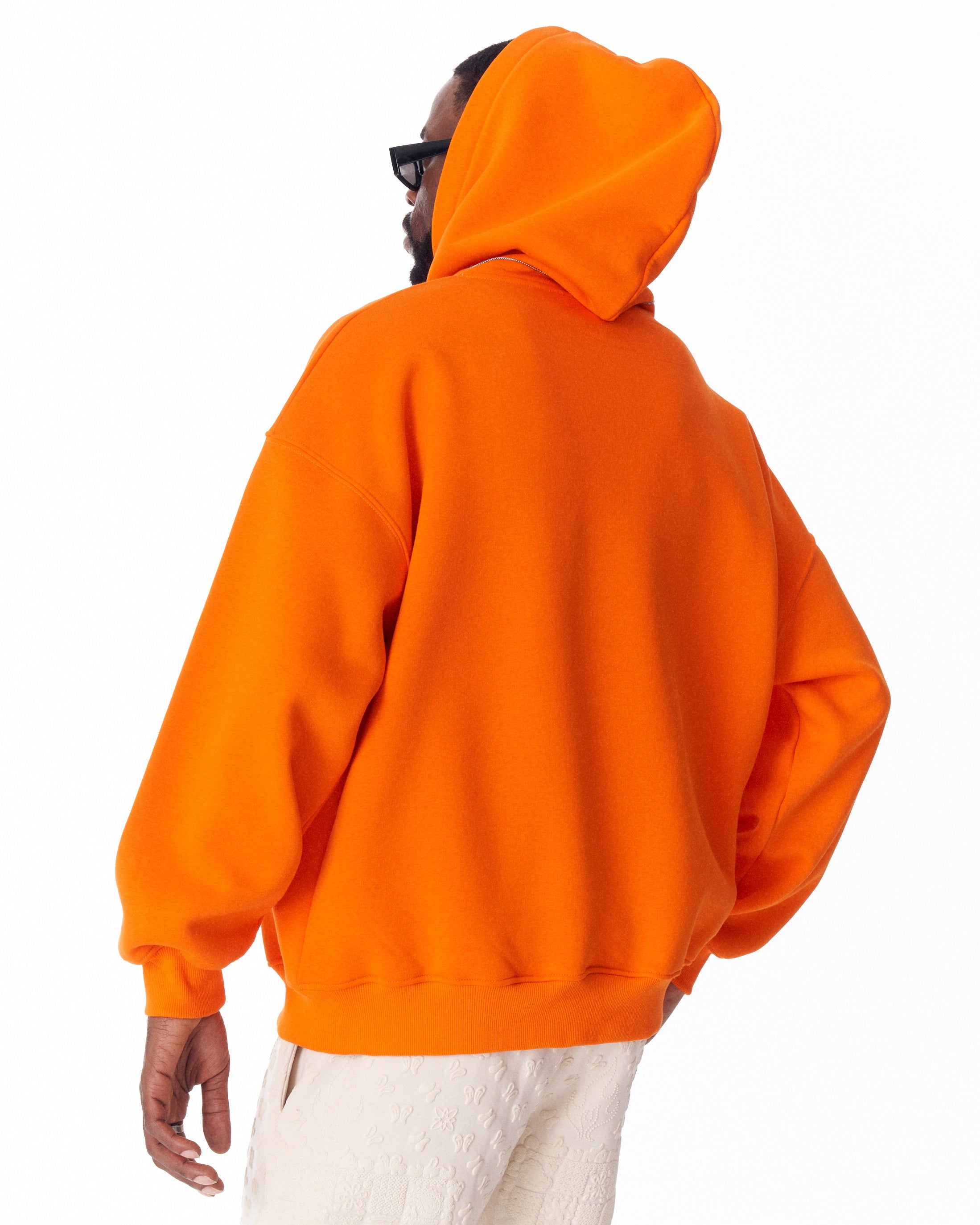 Hoodie Oversize Naranja Minimalista con Estampado en las Mangas