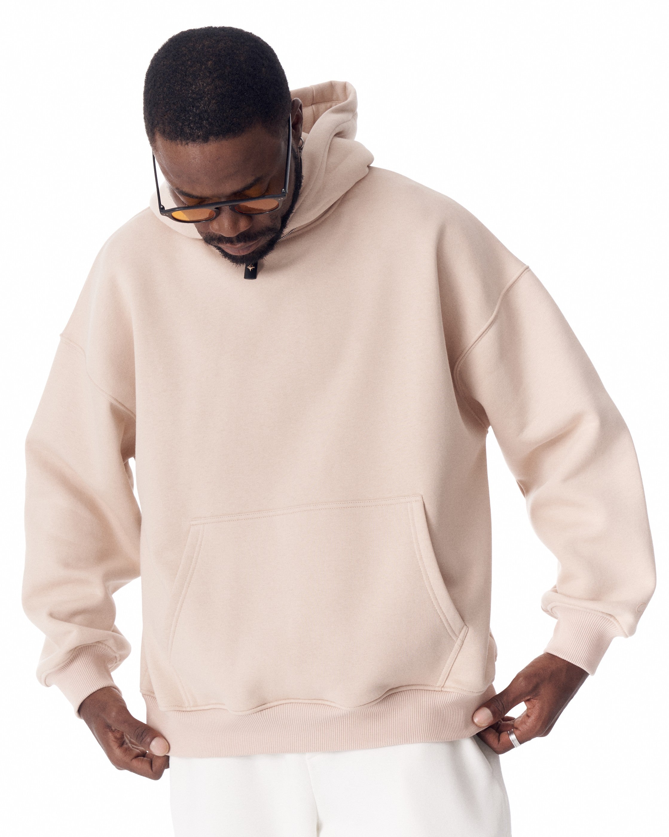 Hoodie Oversize Beige Minimalista con Estampado en las Mangas