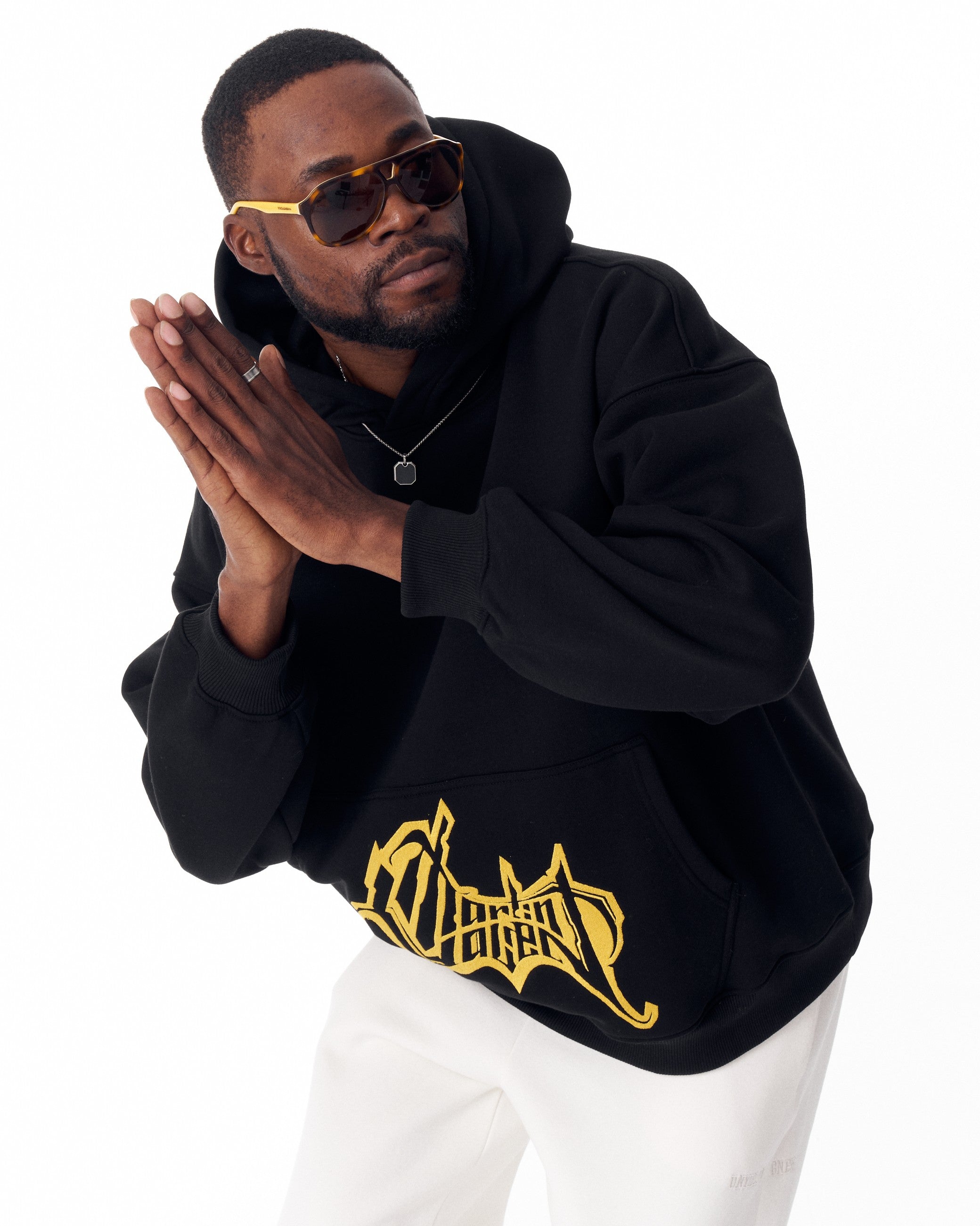 Moletom Oversized Preto com Estampa no Bolso | Martin Valen