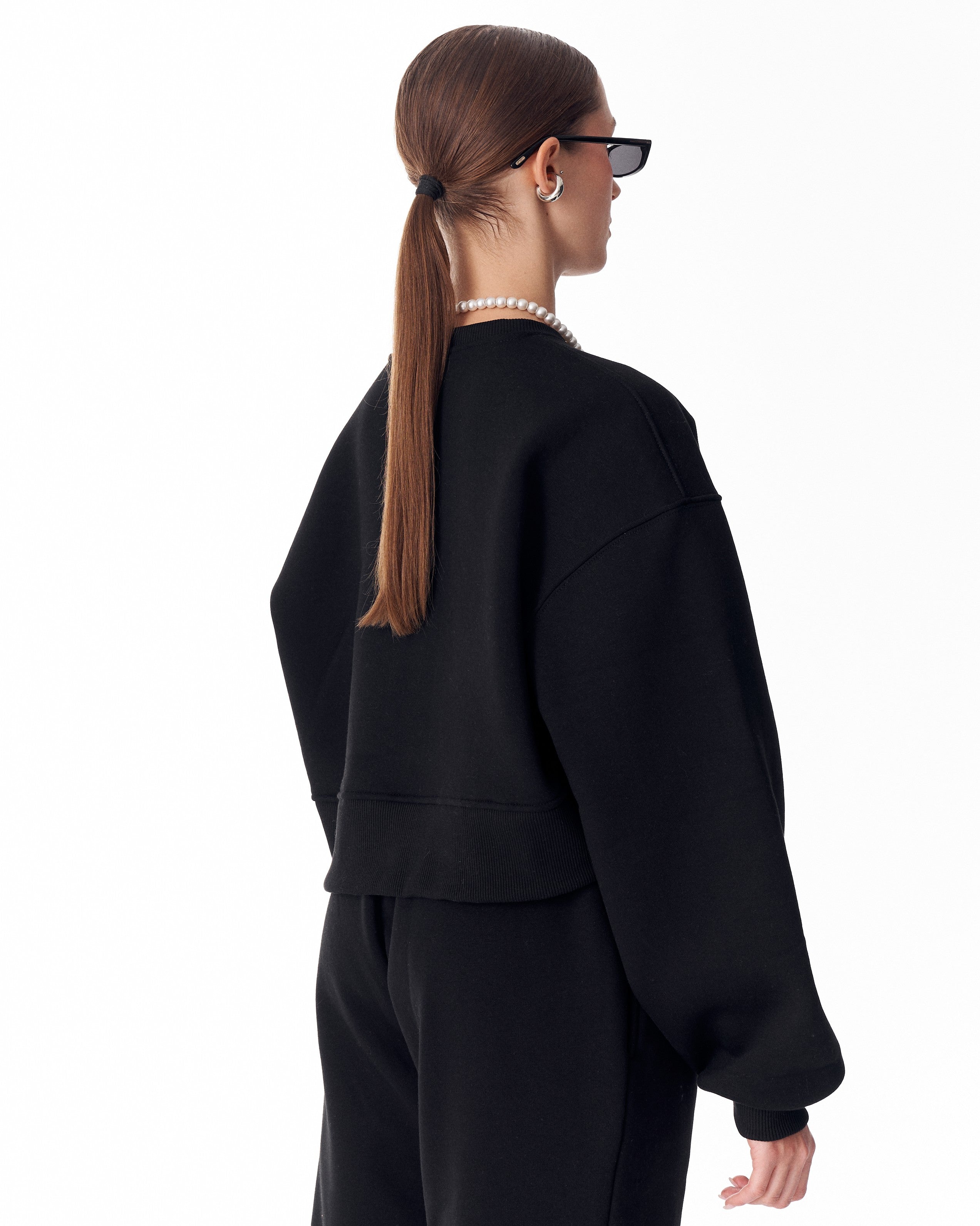 Sudadera Crop Oversize para Mujer en Negro | MV