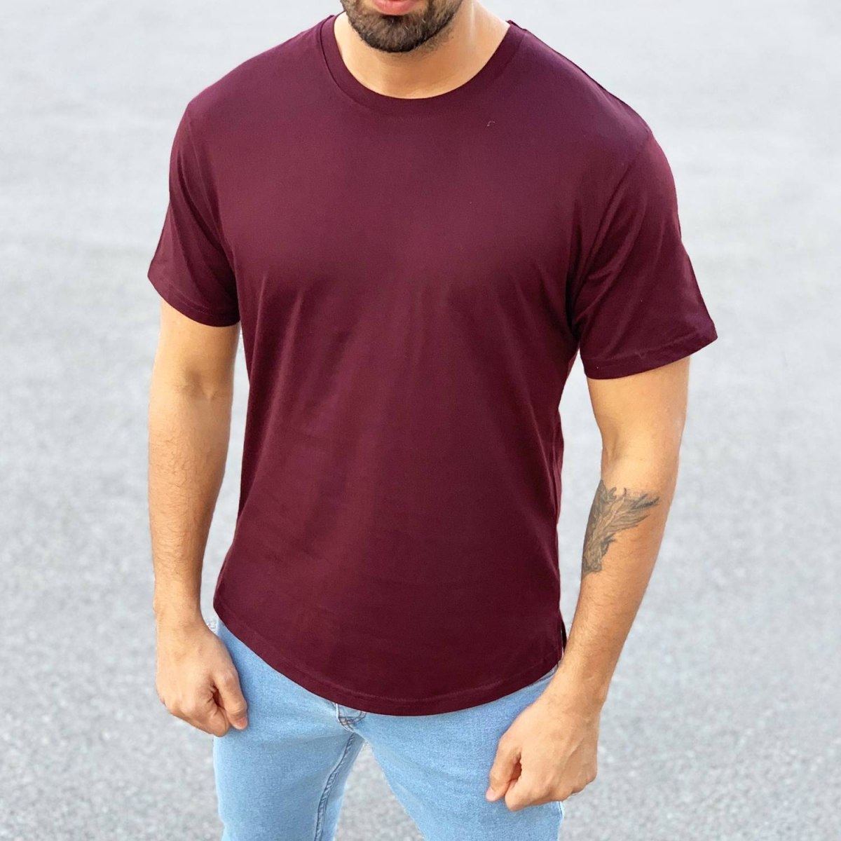 Men's Basic Round Neck T-Shirt In Claret Red