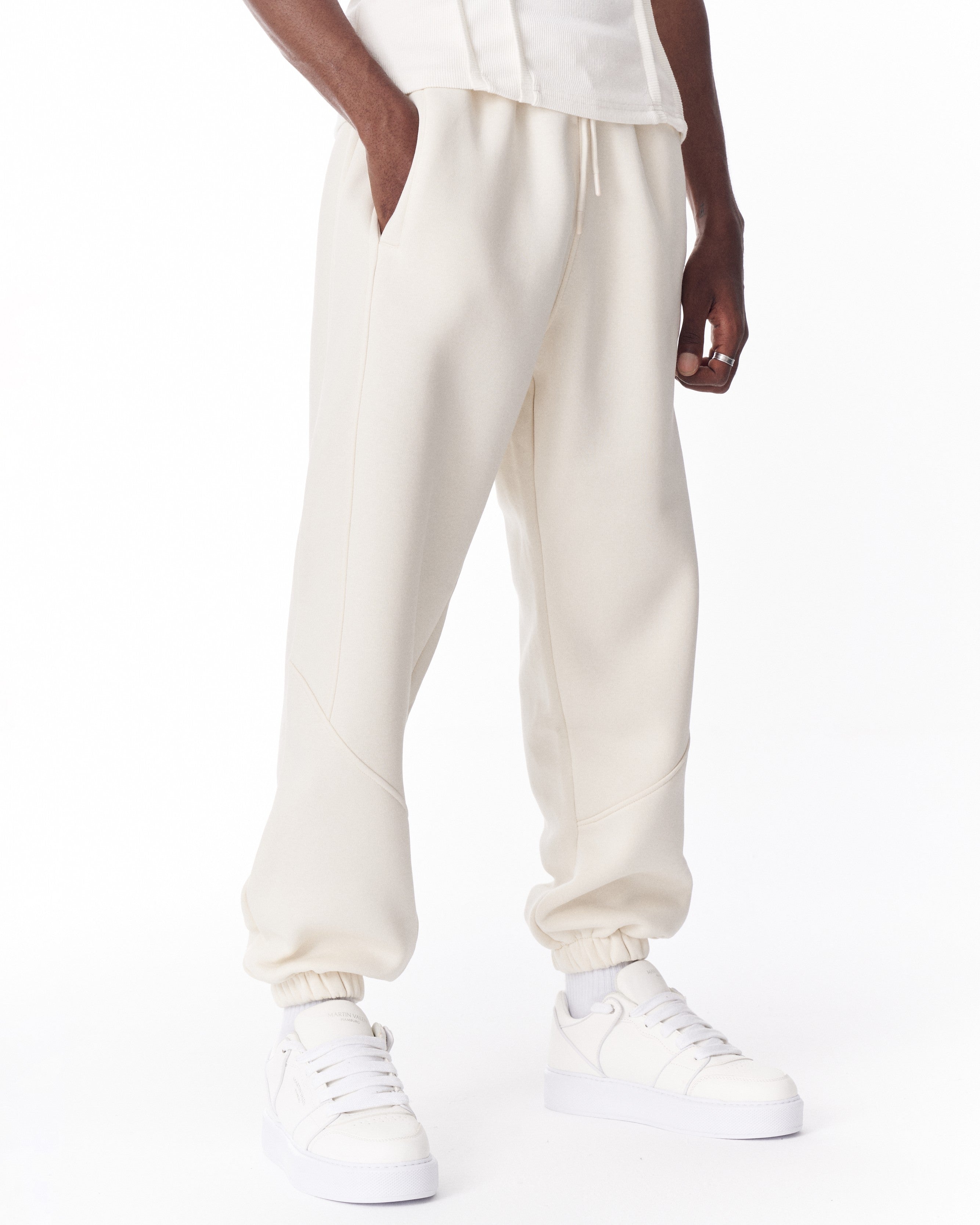 Jogger Bianco Completo con Corda e Dettagli di Cucitura | MV