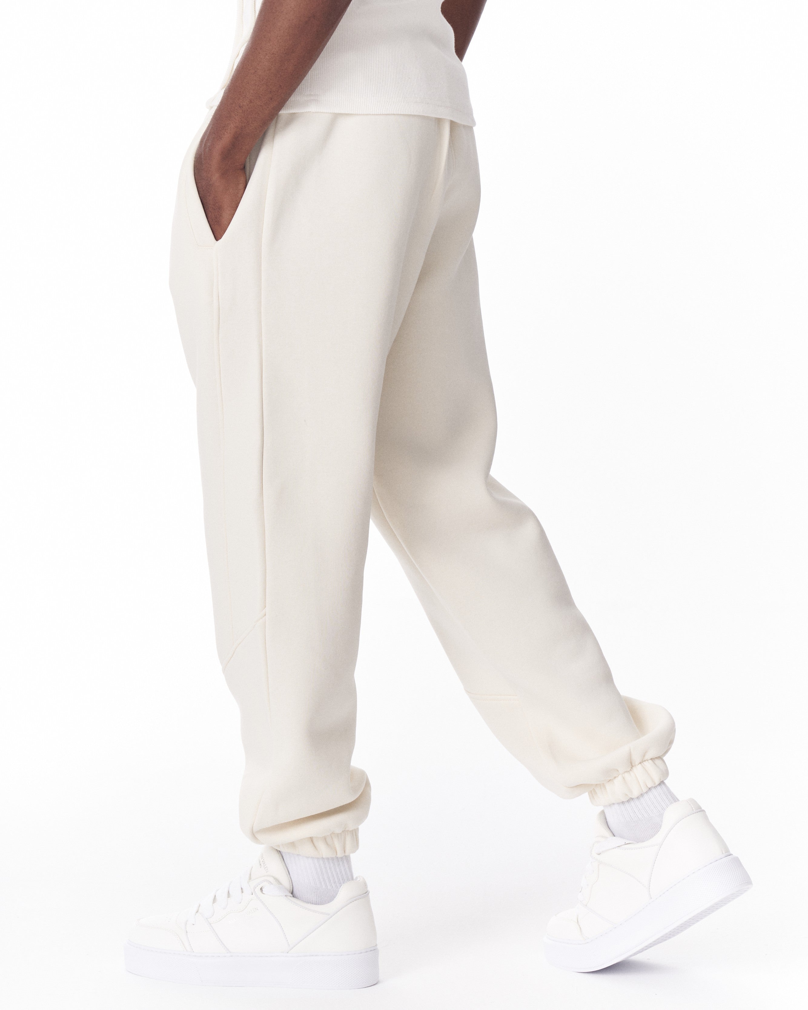 Jogger Bianco Completo con Corda e Dettagli di Cucitura | MV
