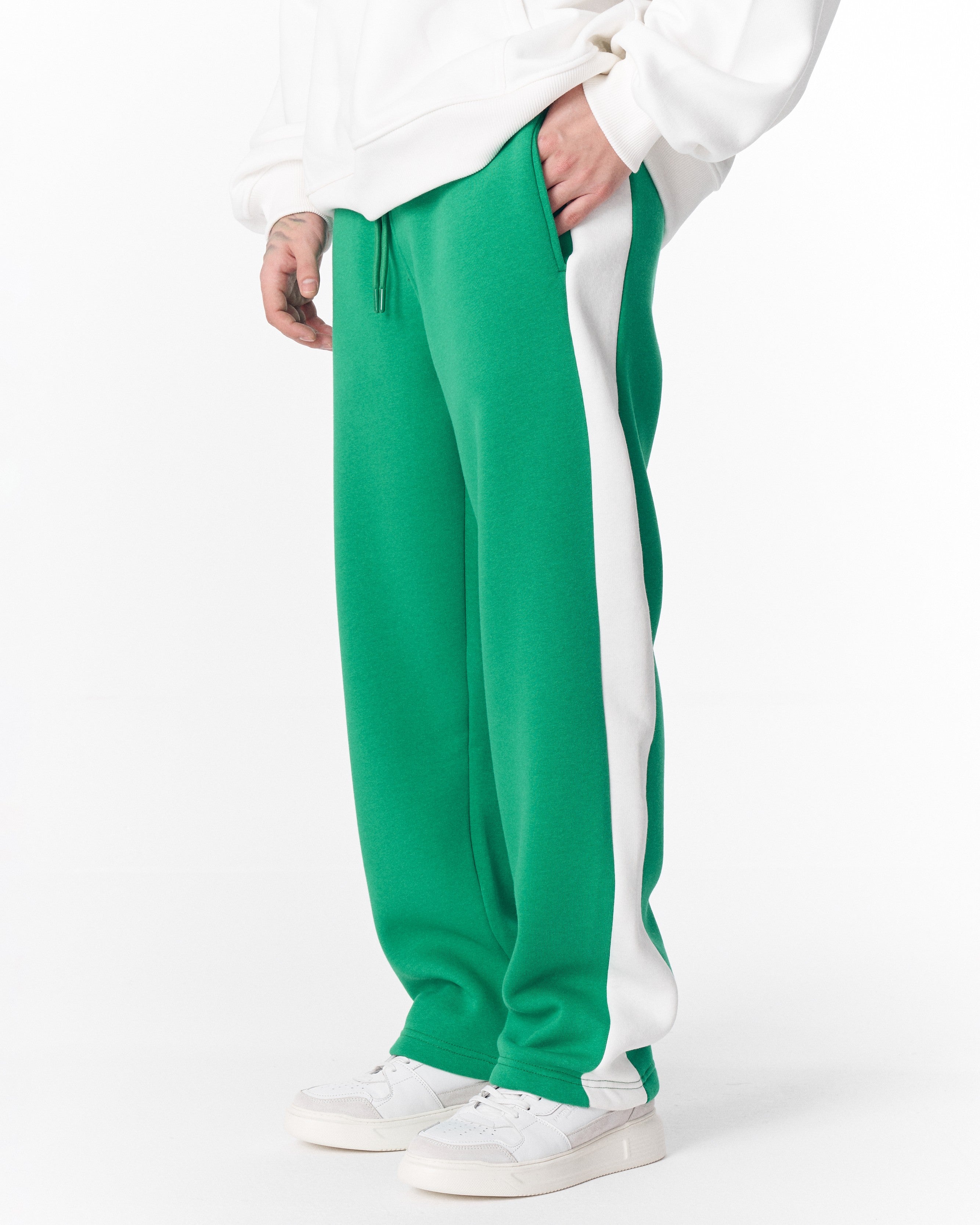 Pantaloni da Jogging Bianco-Verdi con Strisce Laterali | MV