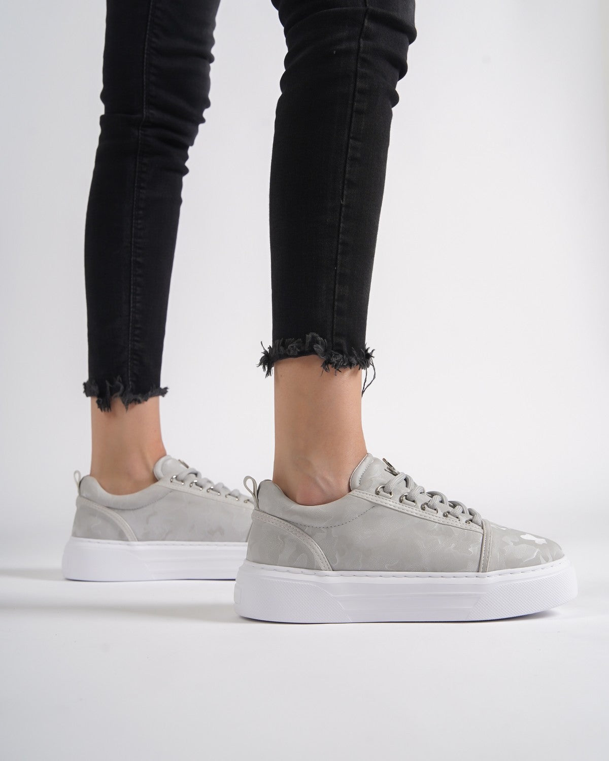 Donna Cercocita Scarpe Grigie Casual – Edizione Mimetica Crown