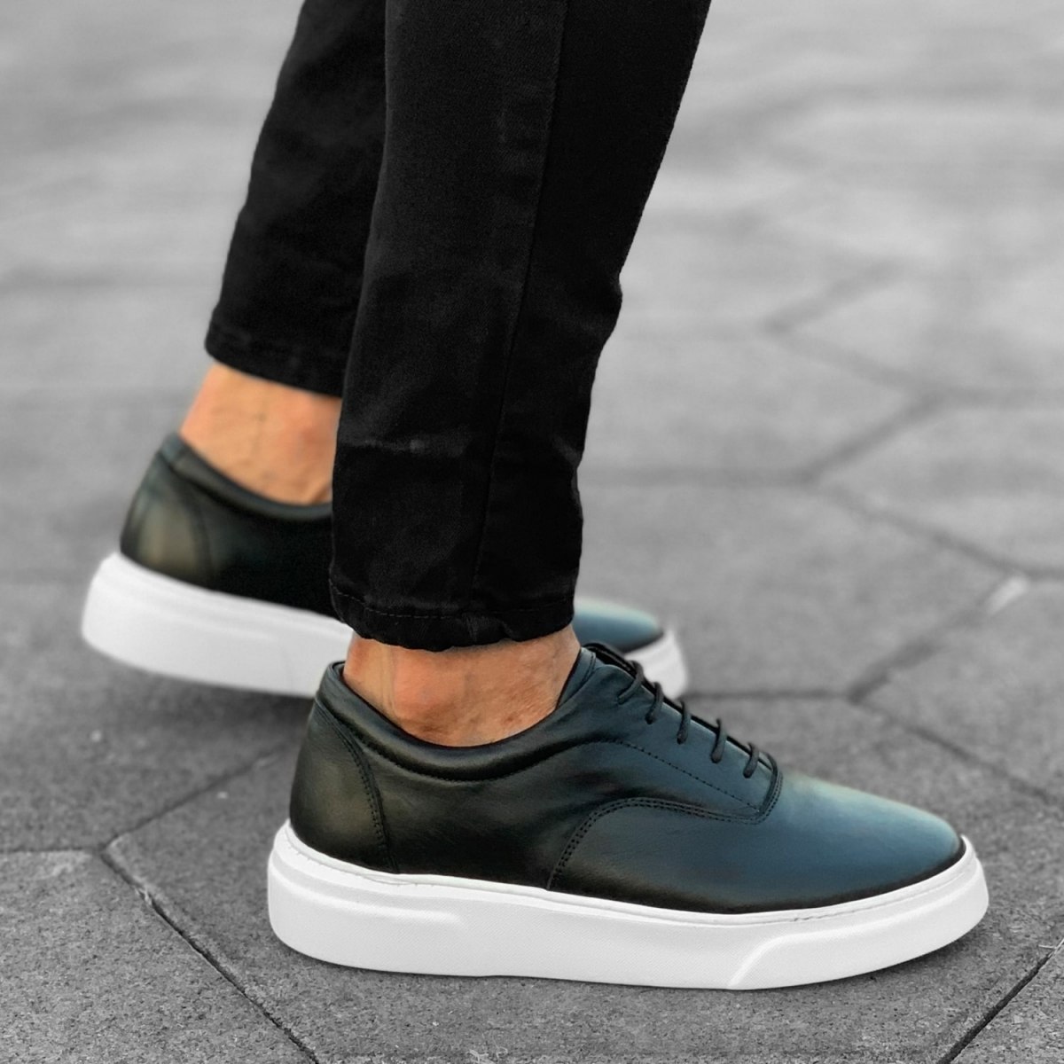 Men's Leather Sneakers Shoes Black-White | Martin Valen