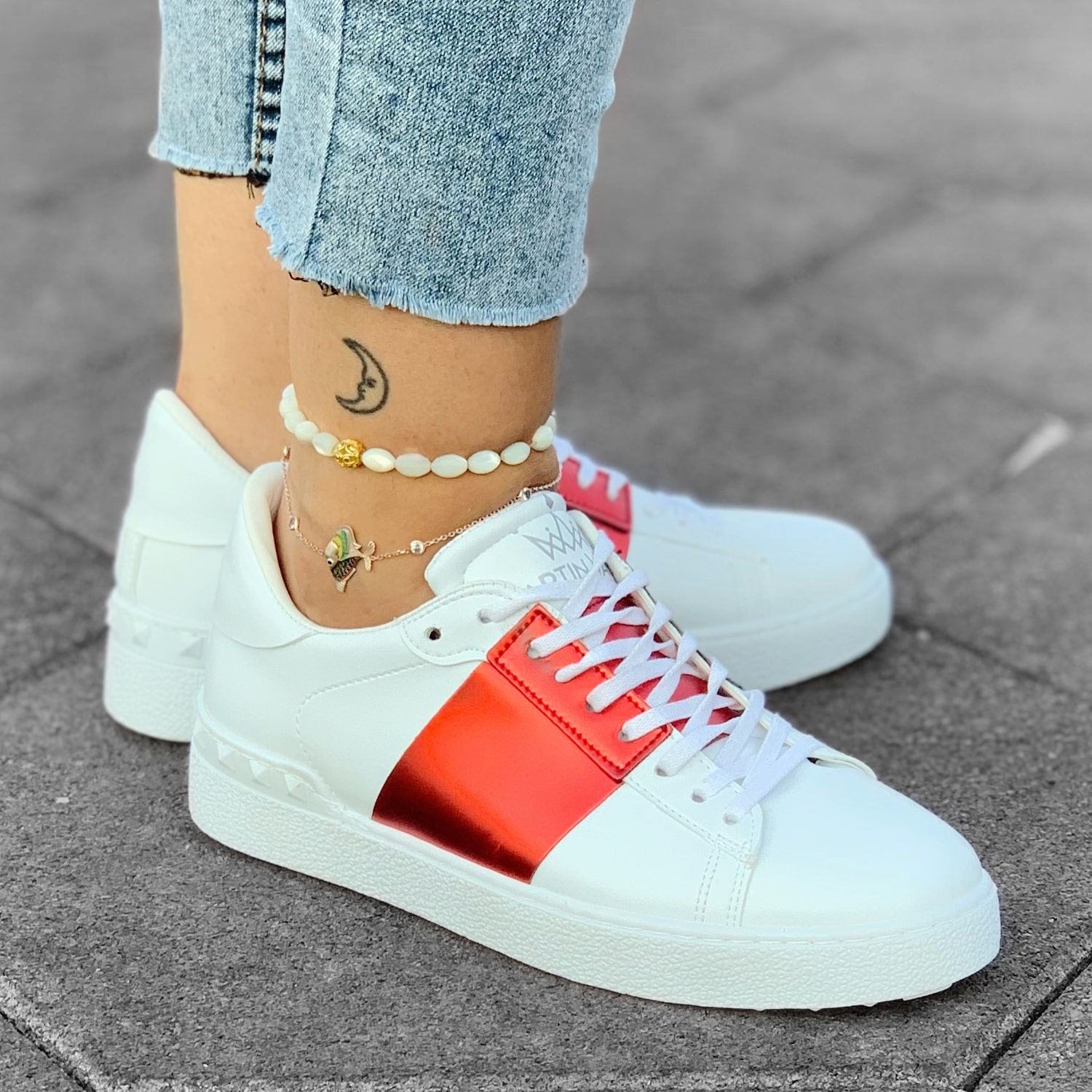 Martin Valen Women's Red Striped Lace-up Sneakers White