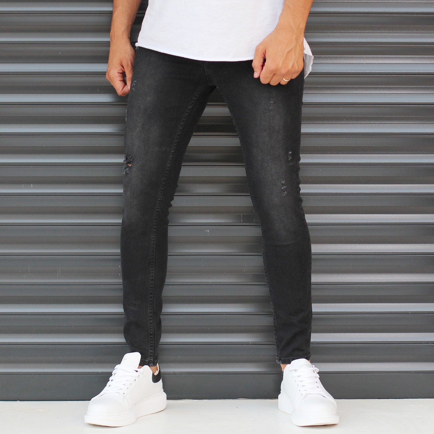 thin black jeans