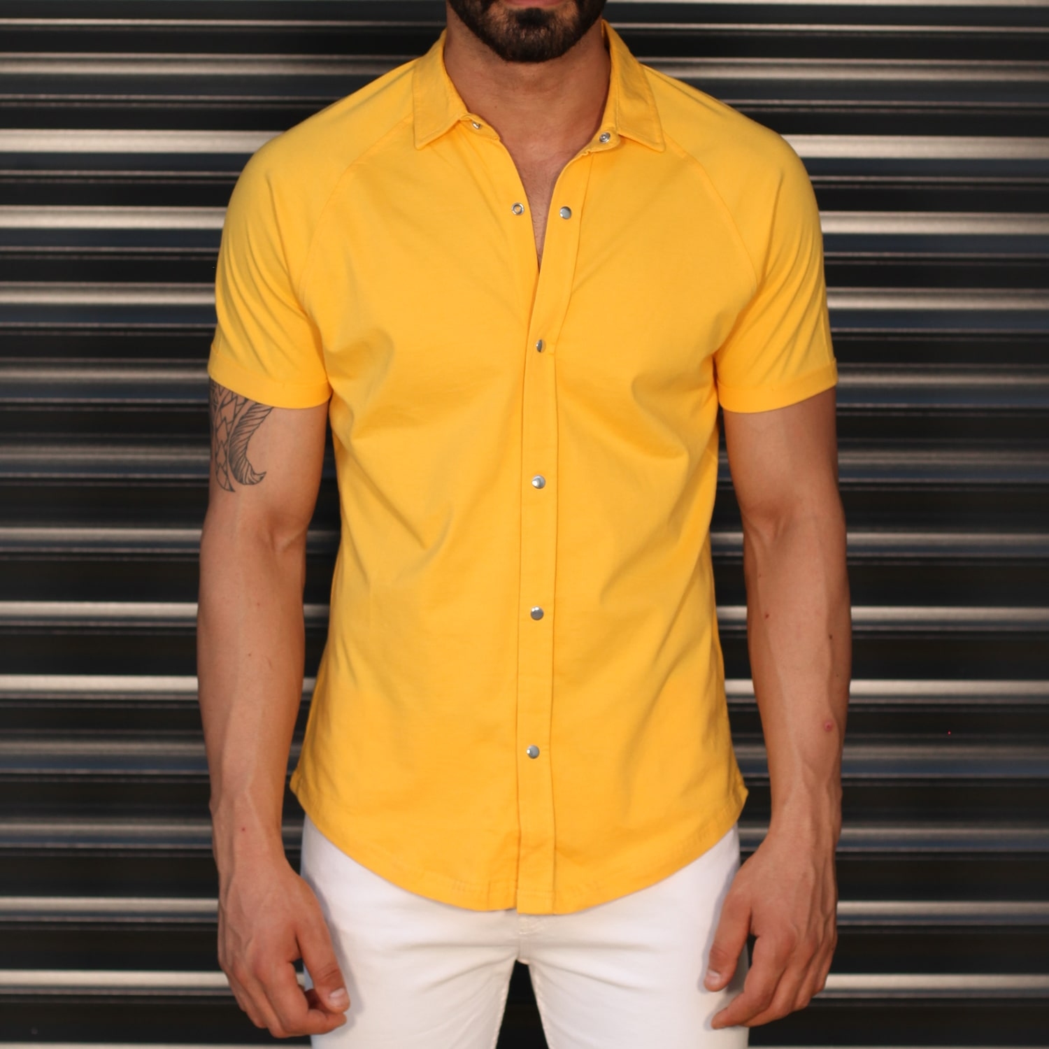 Men's Button Short Sleeve Muscle Fit Shirt In Yellow