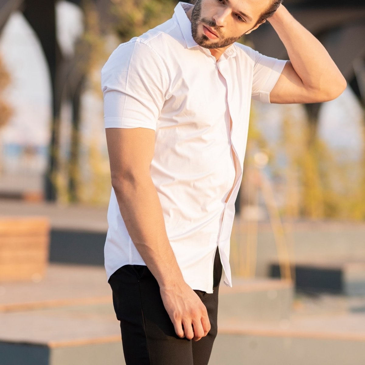 Men's Short Sleeve Style Shirt In White - 1