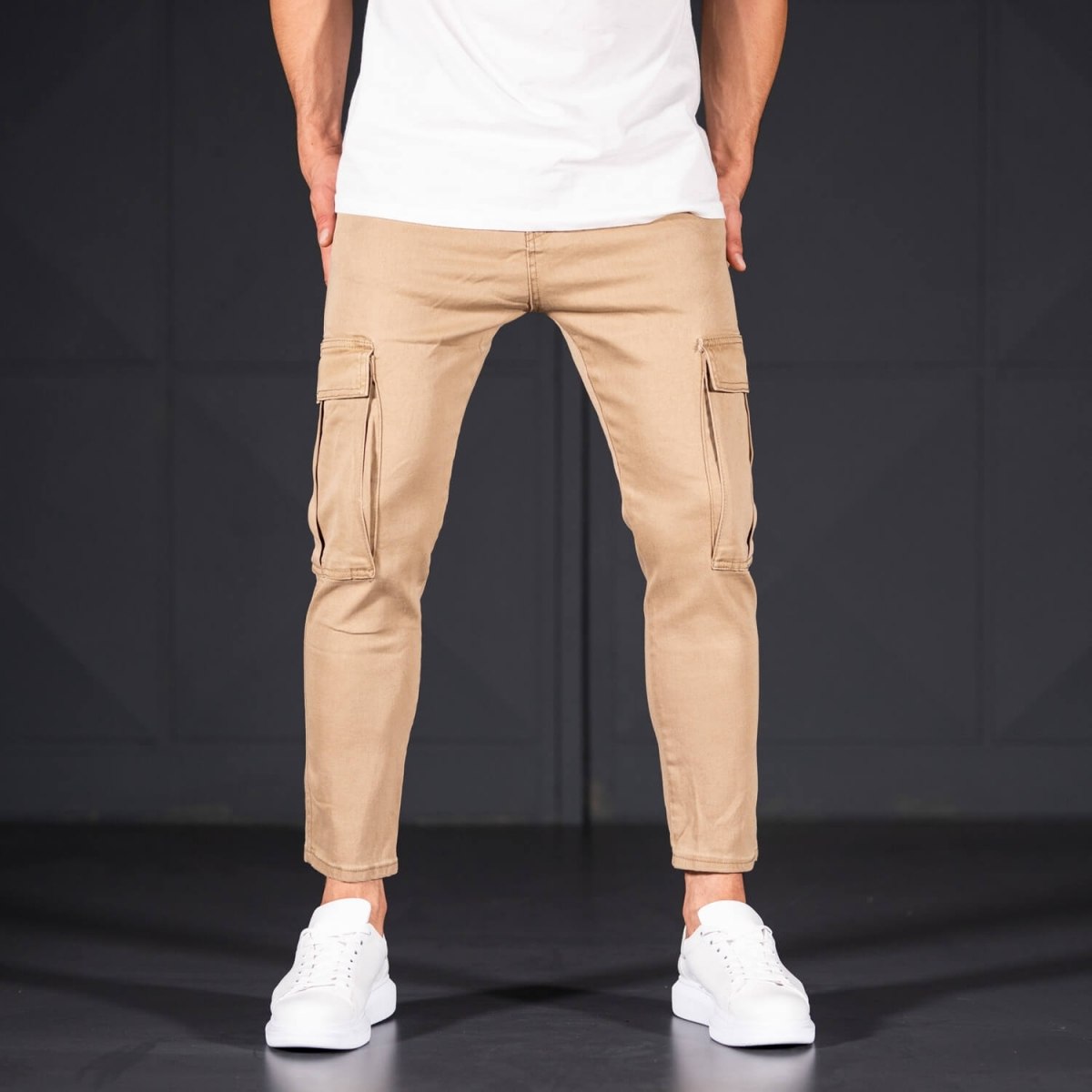 Men's Jeans with Pockets Style in Camel