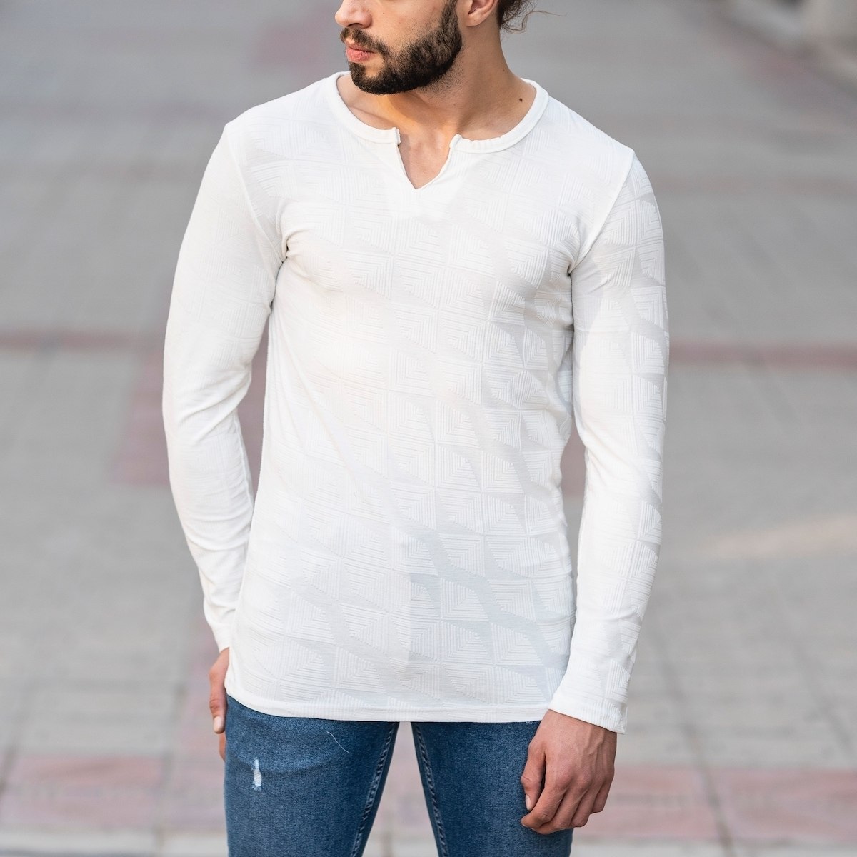 Geometric Detailed Sweatshirt In White - 1