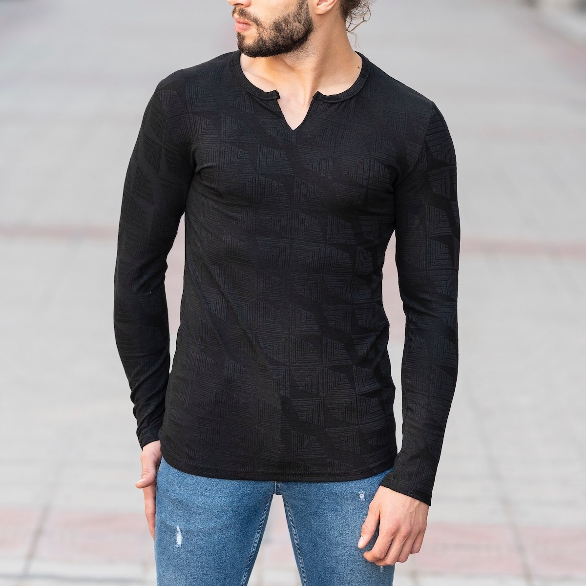 Geometric Detailed Sweatshirt In Black - 1