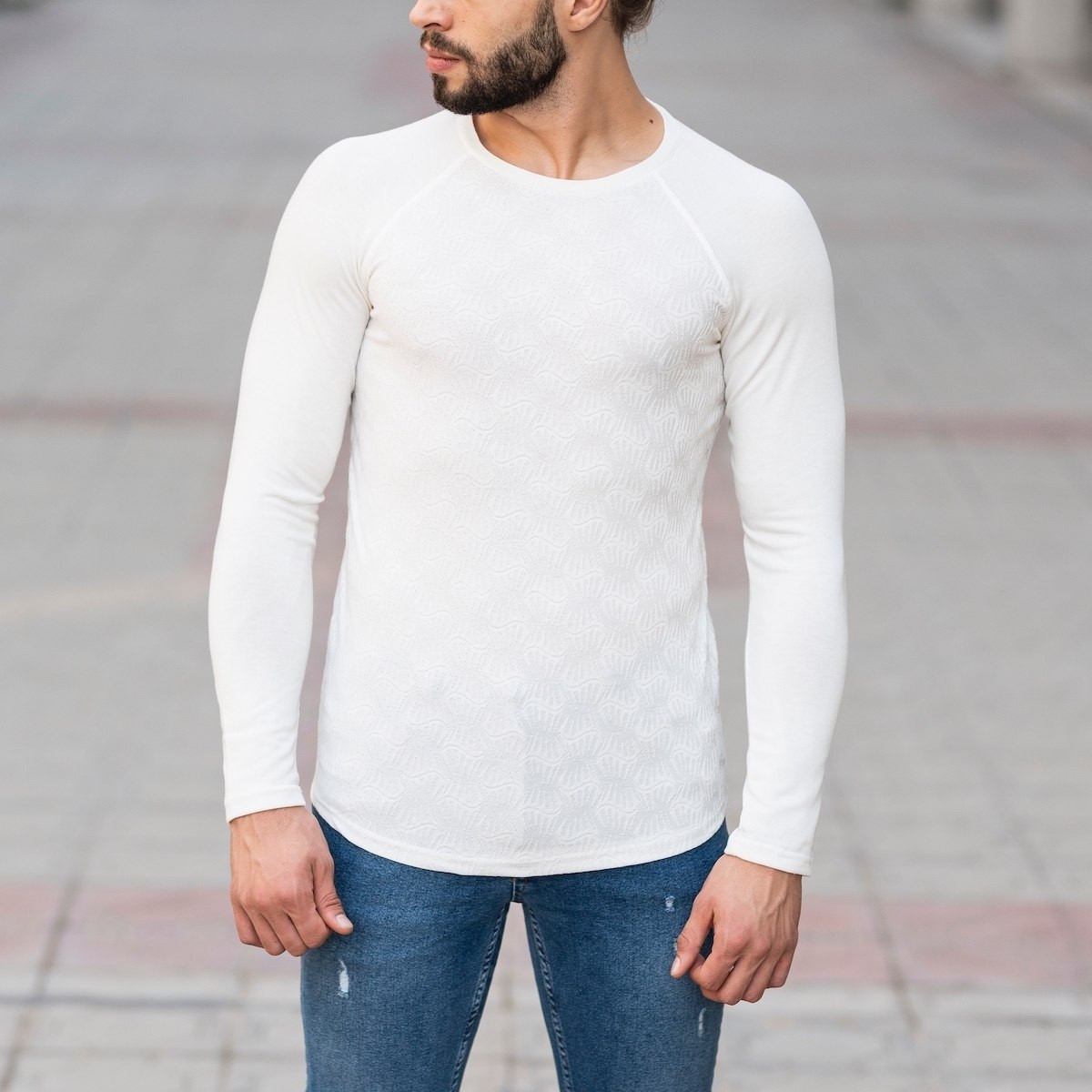 Herren Sweatshirt mit Gravur Optik in weiß - 1