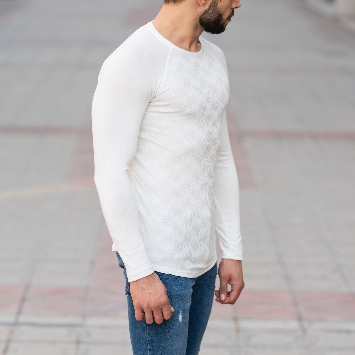 Herren Sweatshirt mit Gravur Optik in weiß - 3