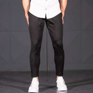 Horizonal Stitched Joggers In Black - 2