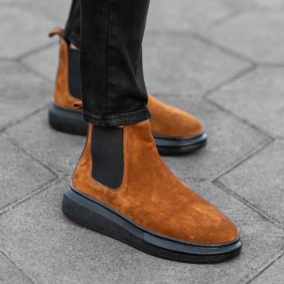 Genuine-Suede Hype Sole Chelsea Boots In Brown - 1