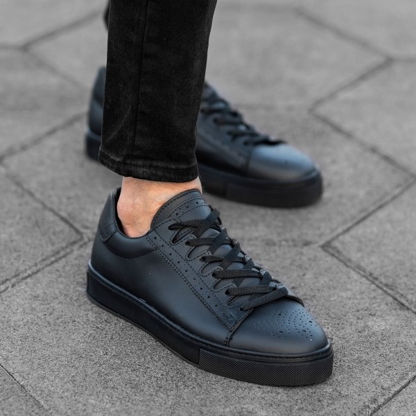 Martin Valen Men's New Dotted Sneakers Black & White