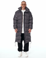 Abrigo acolchado largo oversize gris con cuello alto