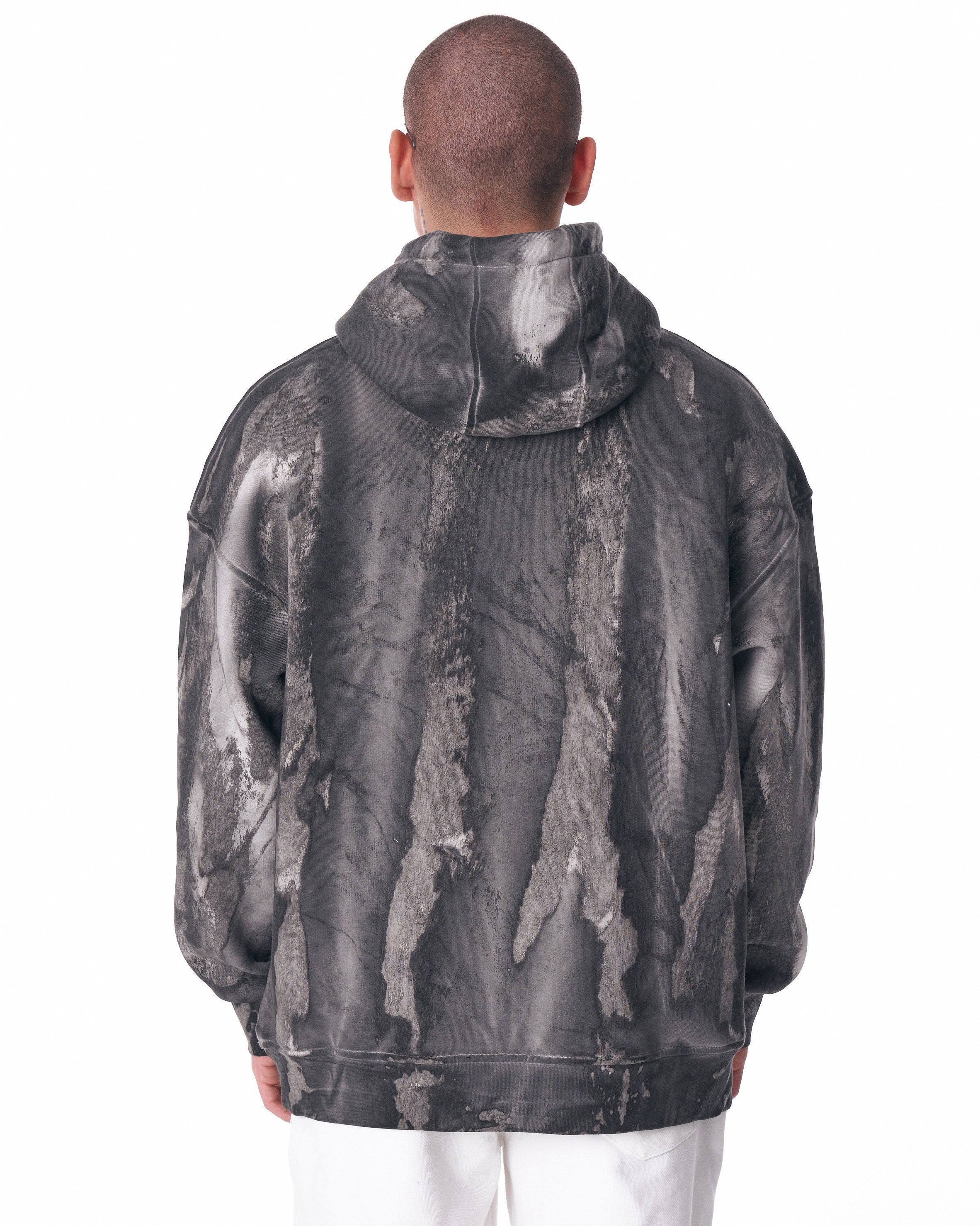 Dark Camo Hoodie Street Style | Martin Valen