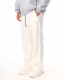 V-Sharp Oversized White Jogger
