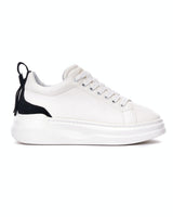Sapatos Brancos Femininos Highrise de Camurça Preta com Cinto
