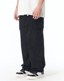 Men's Relaxed Fit Utility Cargo Pants in Black (3)
