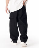 Men's Relaxed Fit Utility Cargo Pants in Black (7)