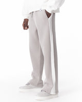 Pantalon de Jogging Gris-Blanc avec Rayures sur le Côté
