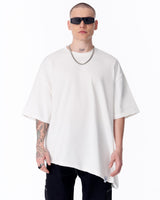 T-shirt Oversized Branca Assimétrica