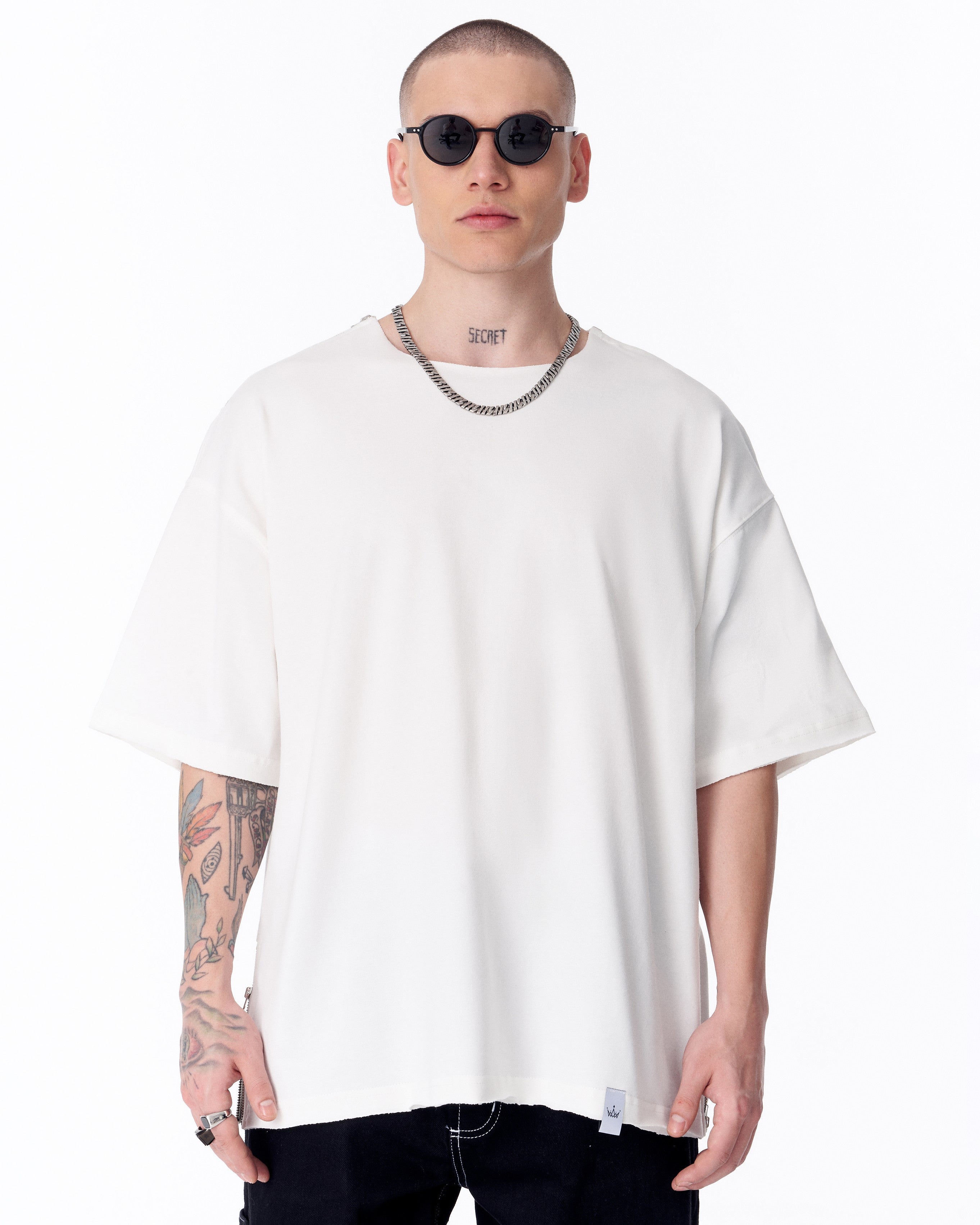 Zipper Angle Oversized White T-Shirt - Martin Valen