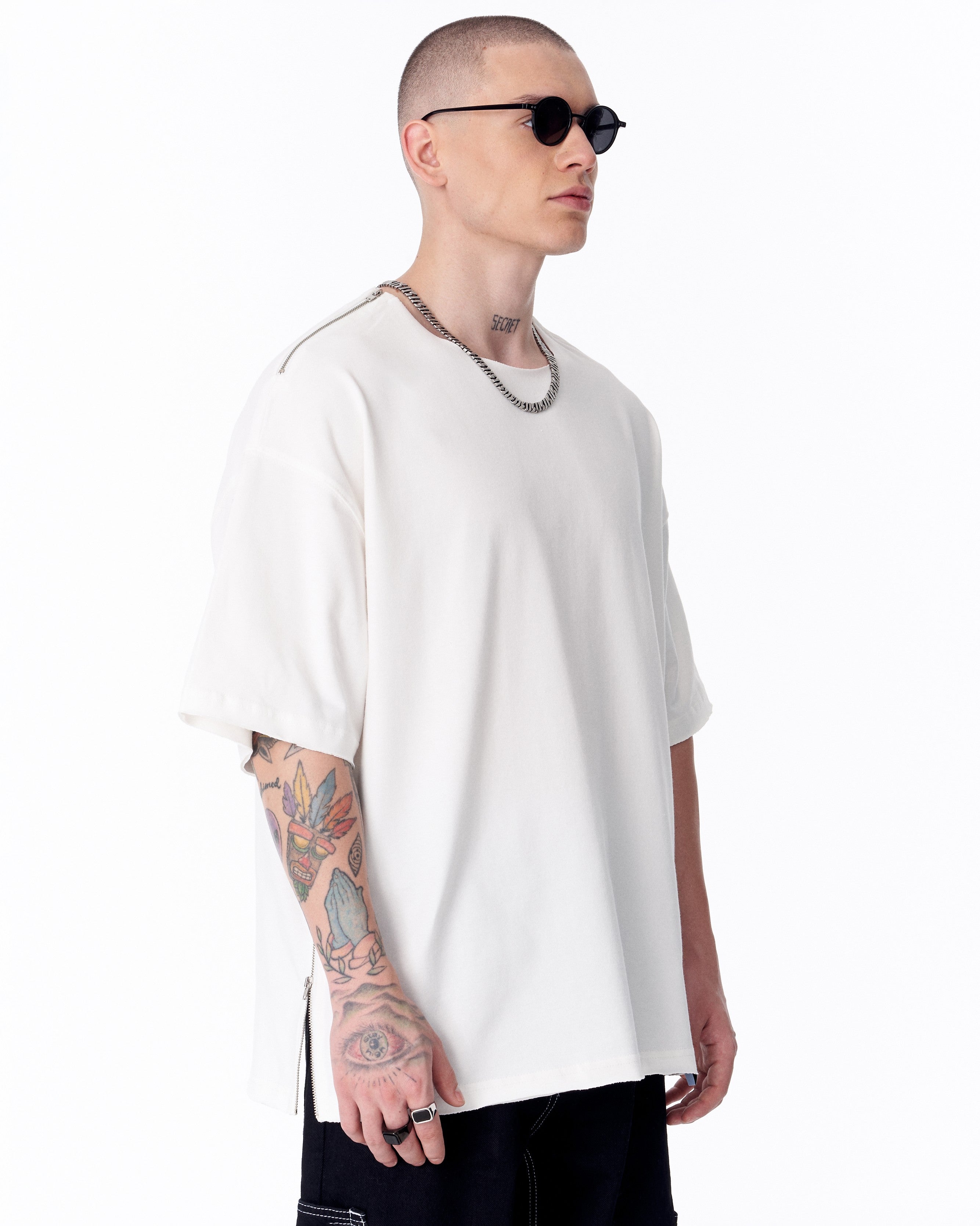 Zipper Angle Oversized White T-Shirt - Martin Valen