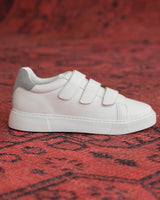 Baskets Blanches à Scratch pour Homme avec Empiècement Gris au Talon