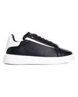 Axino Baskets Décontractées Noires pour Homme avec Détails Blancs