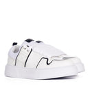 Bulky White Sneakers With Black Line (3)