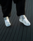 Bulky White Sneakers With Gray Line (6)