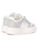 Martin Valen tweekleurige sneakers met hoge zool in grijs-wit driekwart achteraanzicht